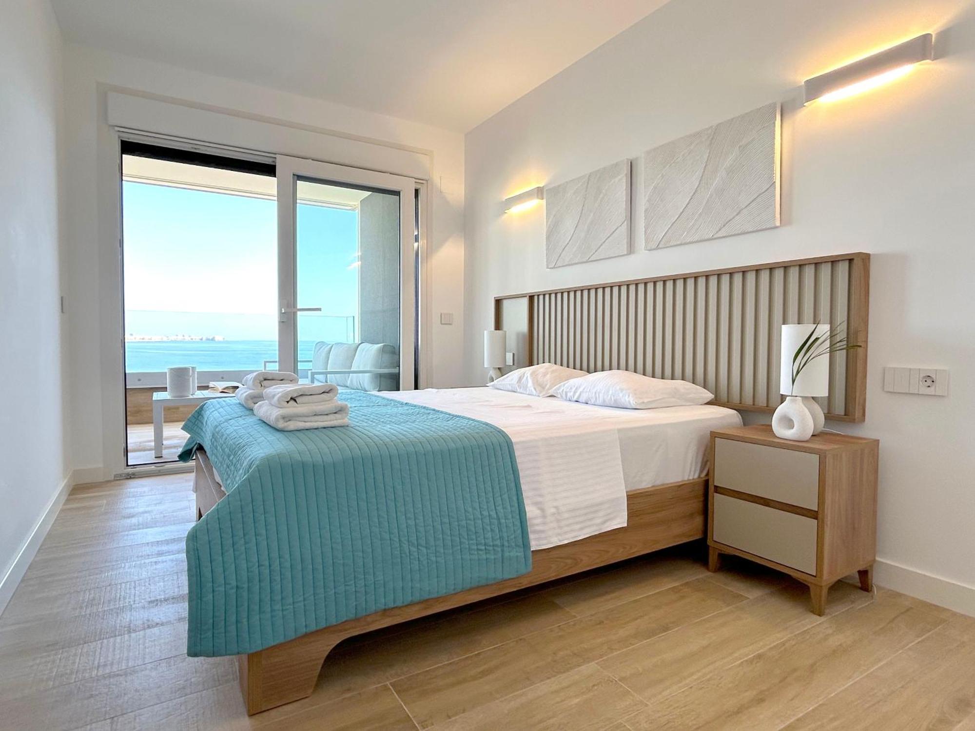 Posidonia Punta Prima - Luxury Seafront Apartments Zewnętrze zdjęcie