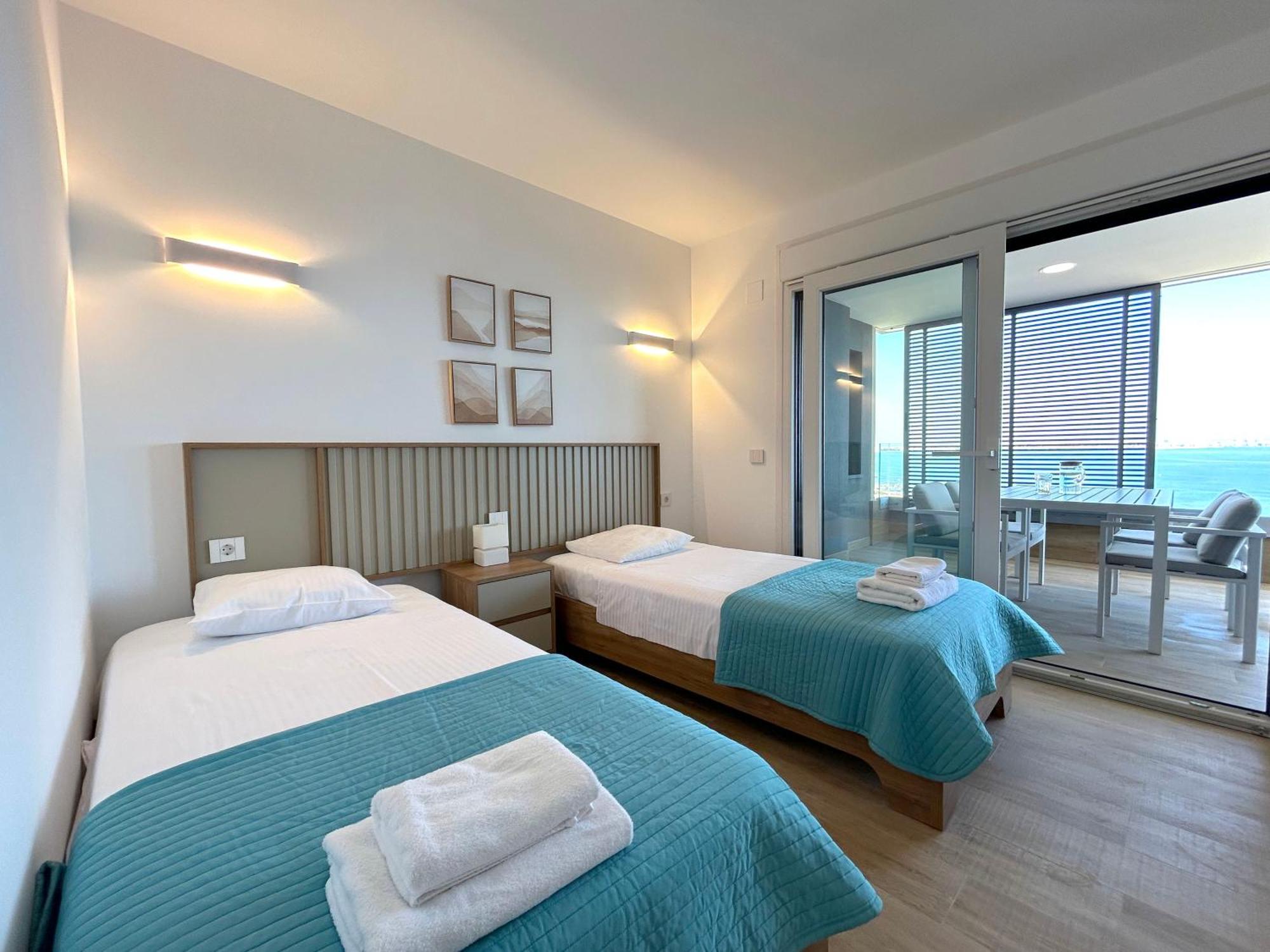 Posidonia Punta Prima - Luxury Seafront Apartments Zewnętrze zdjęcie